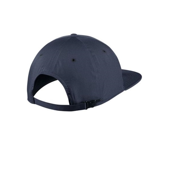 nike pro tech cap